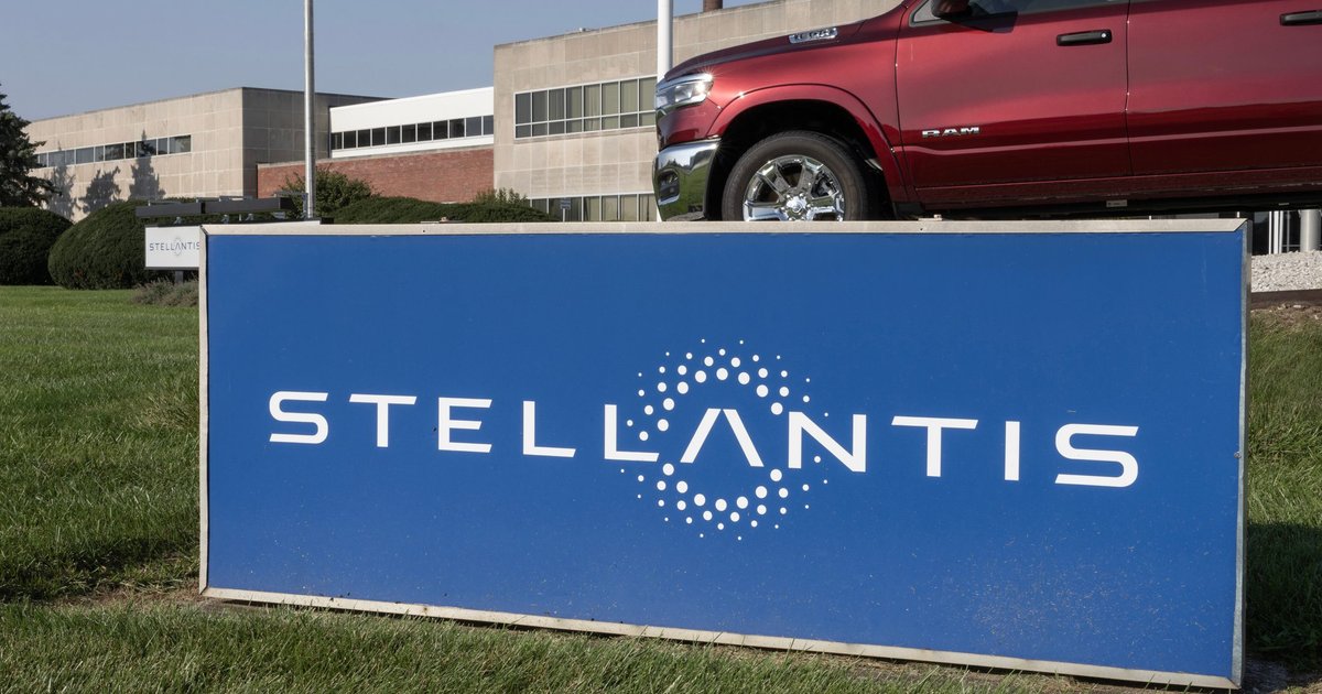 Why Are Stellantis' EV Strategy Claims Being Investigated?