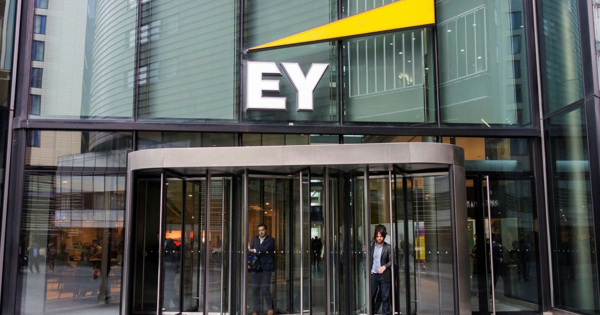 EY CEO Outlook: AI Being Adopted as a Driver of Efficiency | Technology ...