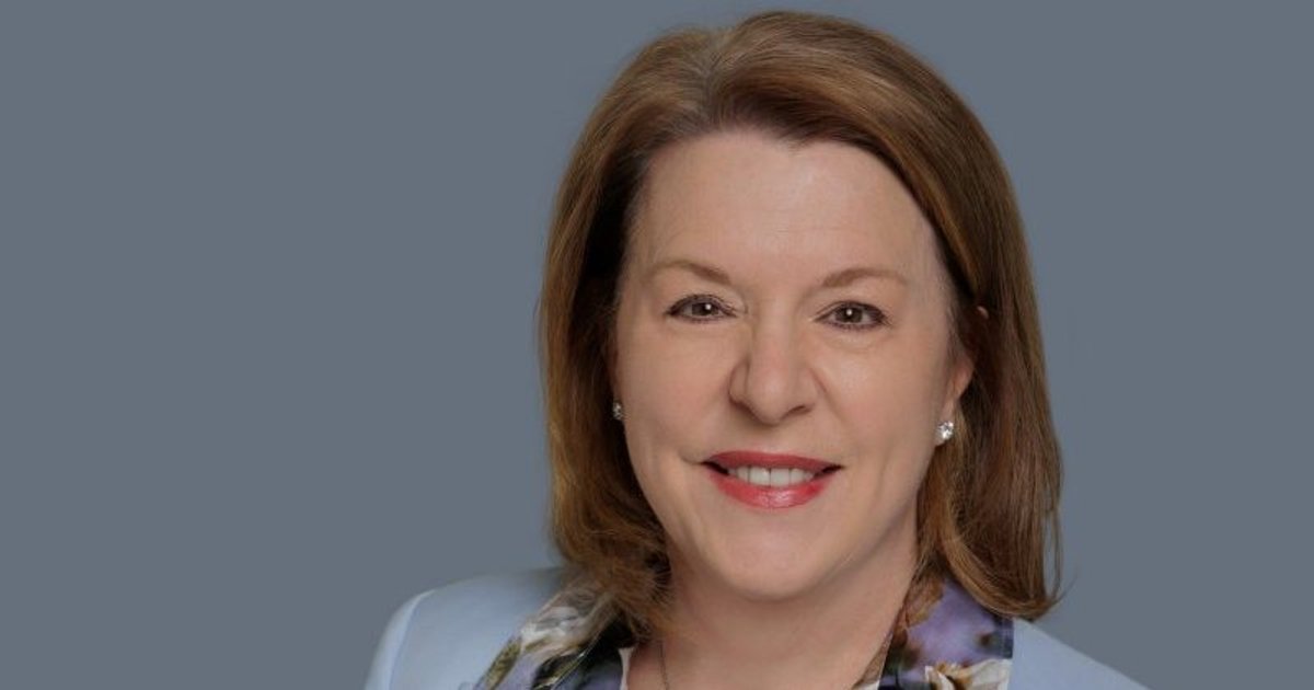 Jennifer Ruth Verizon What Does Verizon's Former CEO Think of its 13,000 Job Cuts? | Business ...