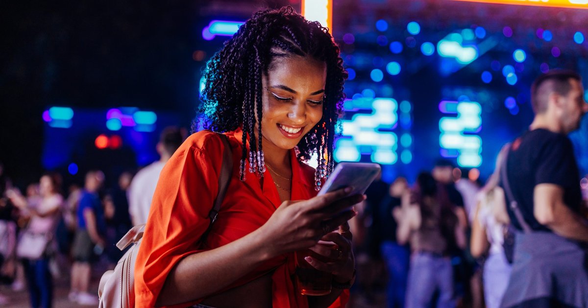 EE 5G+ Fast Lane Boosts UK Mobile Slicing