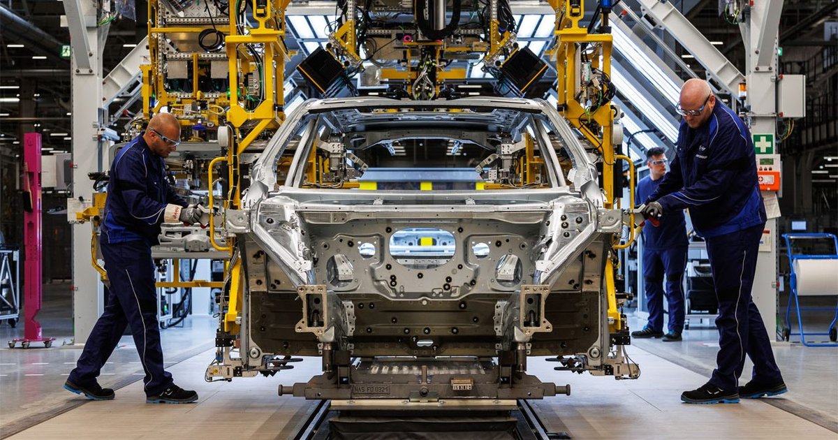 Inside BMW's New Fossil Fuel-Free EV Factory | Energy Digital
