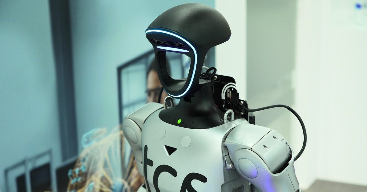 TCS: Why are Manufacturers Struggling with Physical AI?
