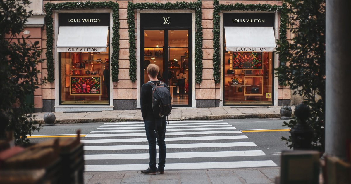 Top 10 designer fashion brands in the world