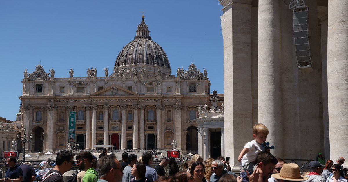 Vatican Implements AI Live Translation for Holy Mass