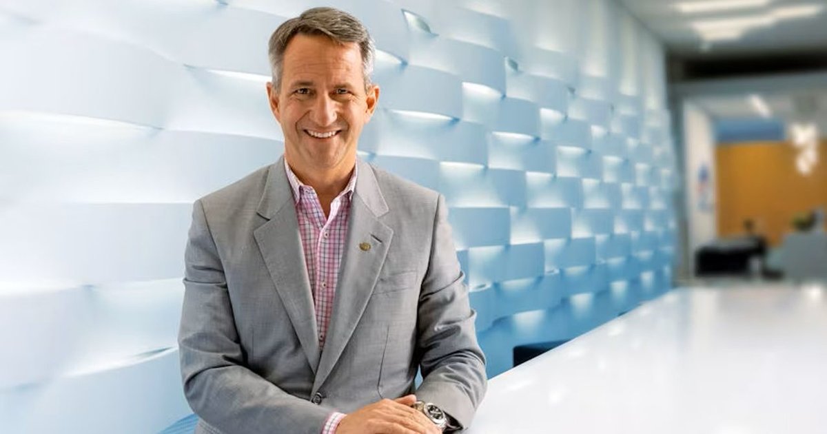 Why Ecolab CEO Links Water and AI for Data Centre Efficiency | Data ...