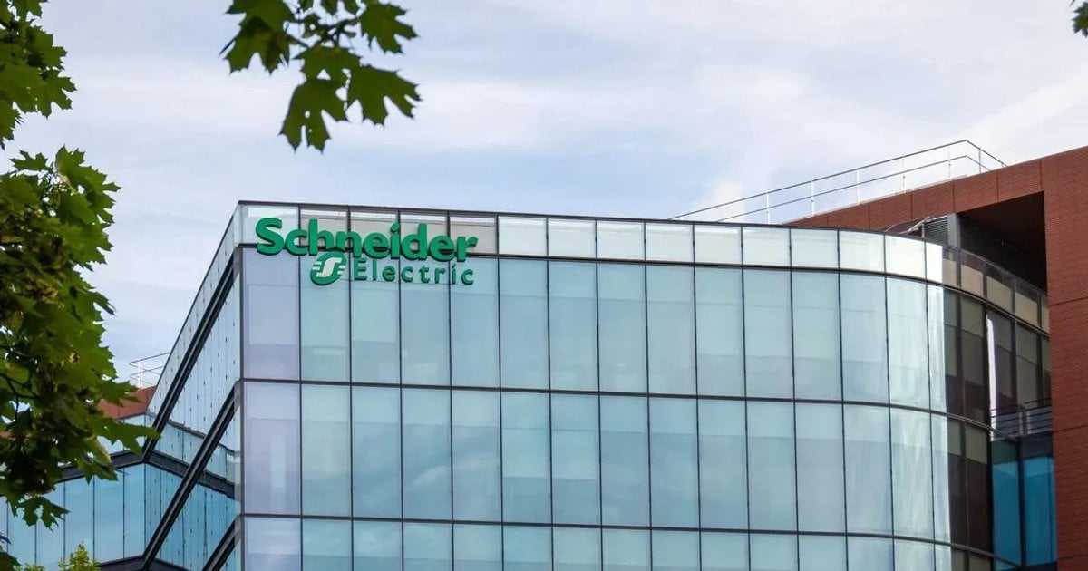 Schneider Electric Teams With Microsoft on Industrial AI