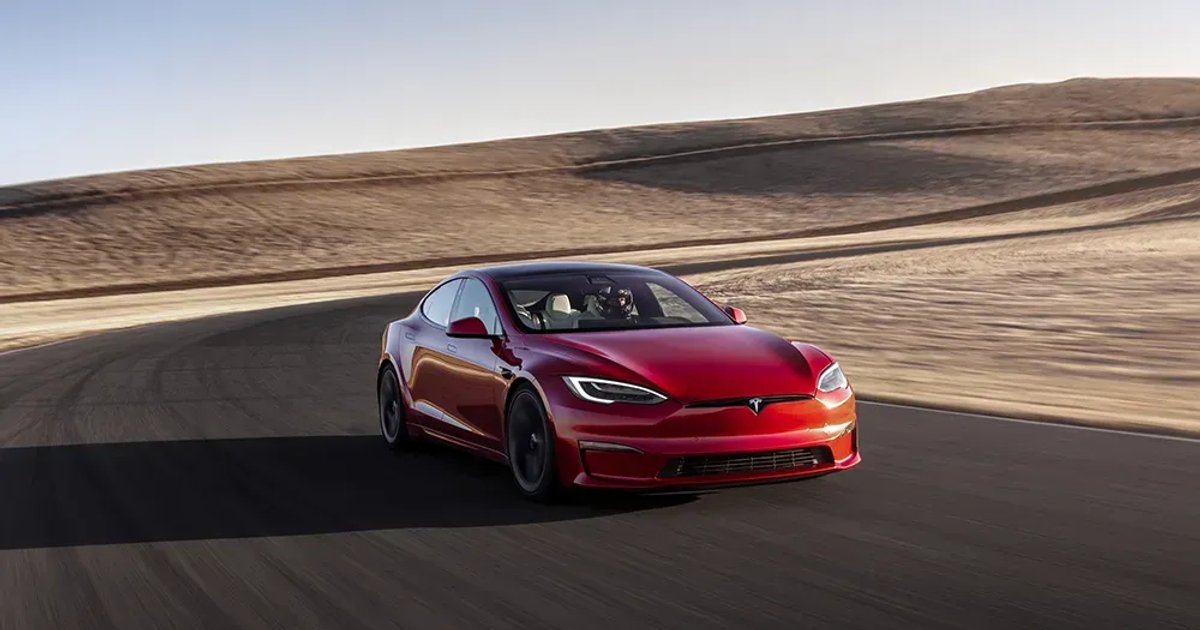 Tesla Backs Graphite Supplier in Sustainable EV Battery Push