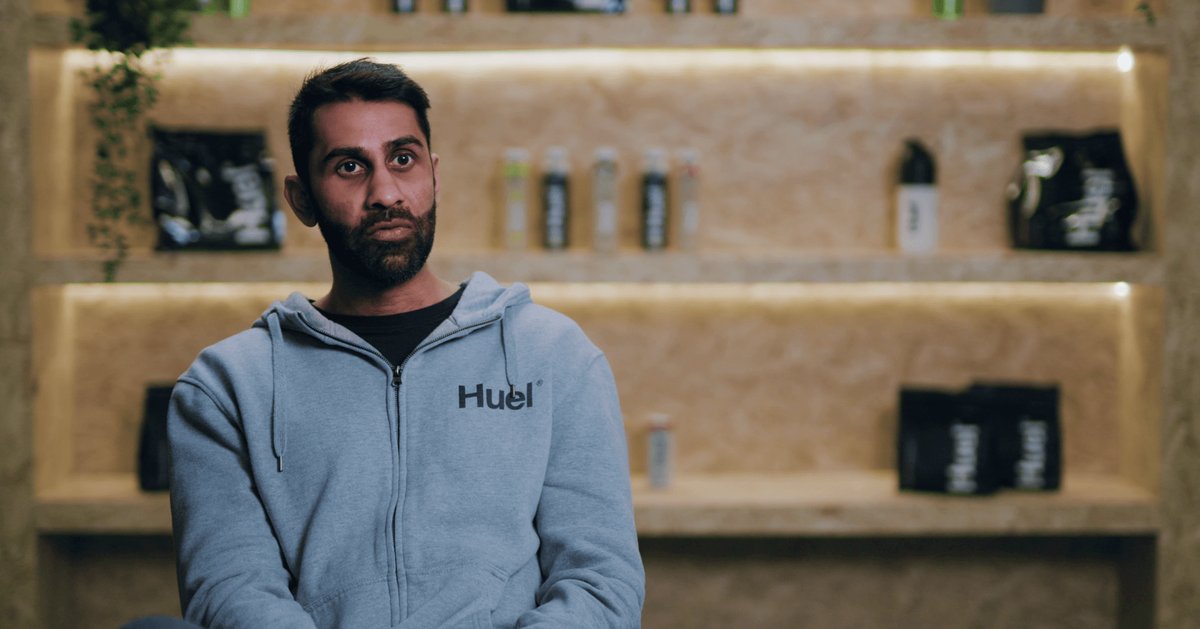 Huel Accelerates Finance Close with FloQast AI