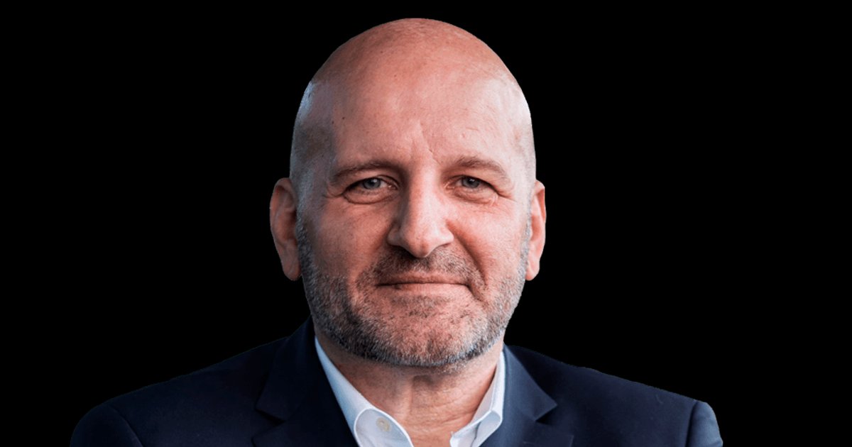 Daimler Truck CIO Lutz Beck: Embrace AI or Disappear
