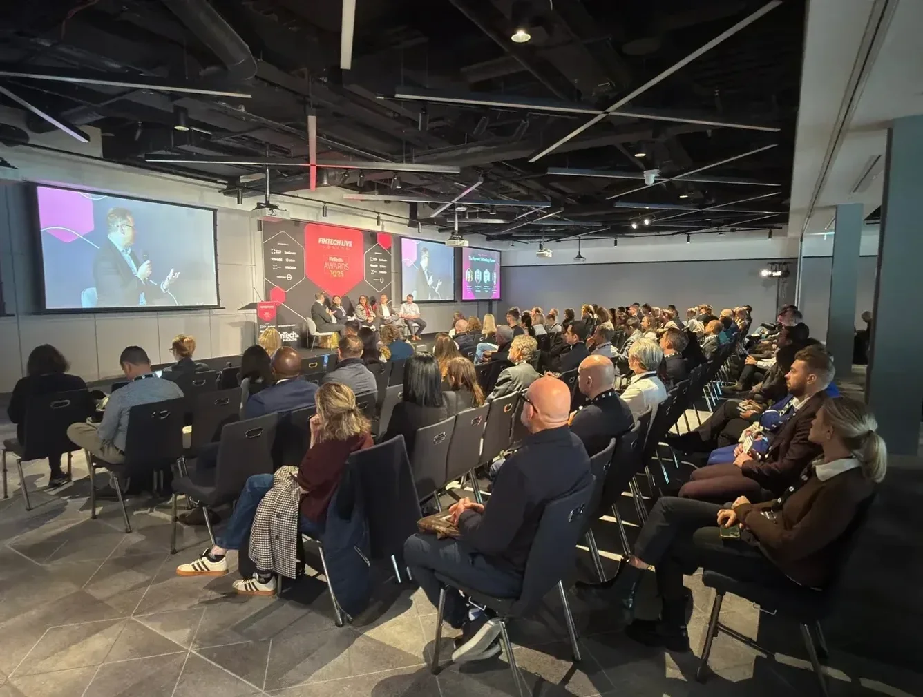 Mesh Wins Payment Technology Award at Global FinTech Awards | FinTech  Magazine