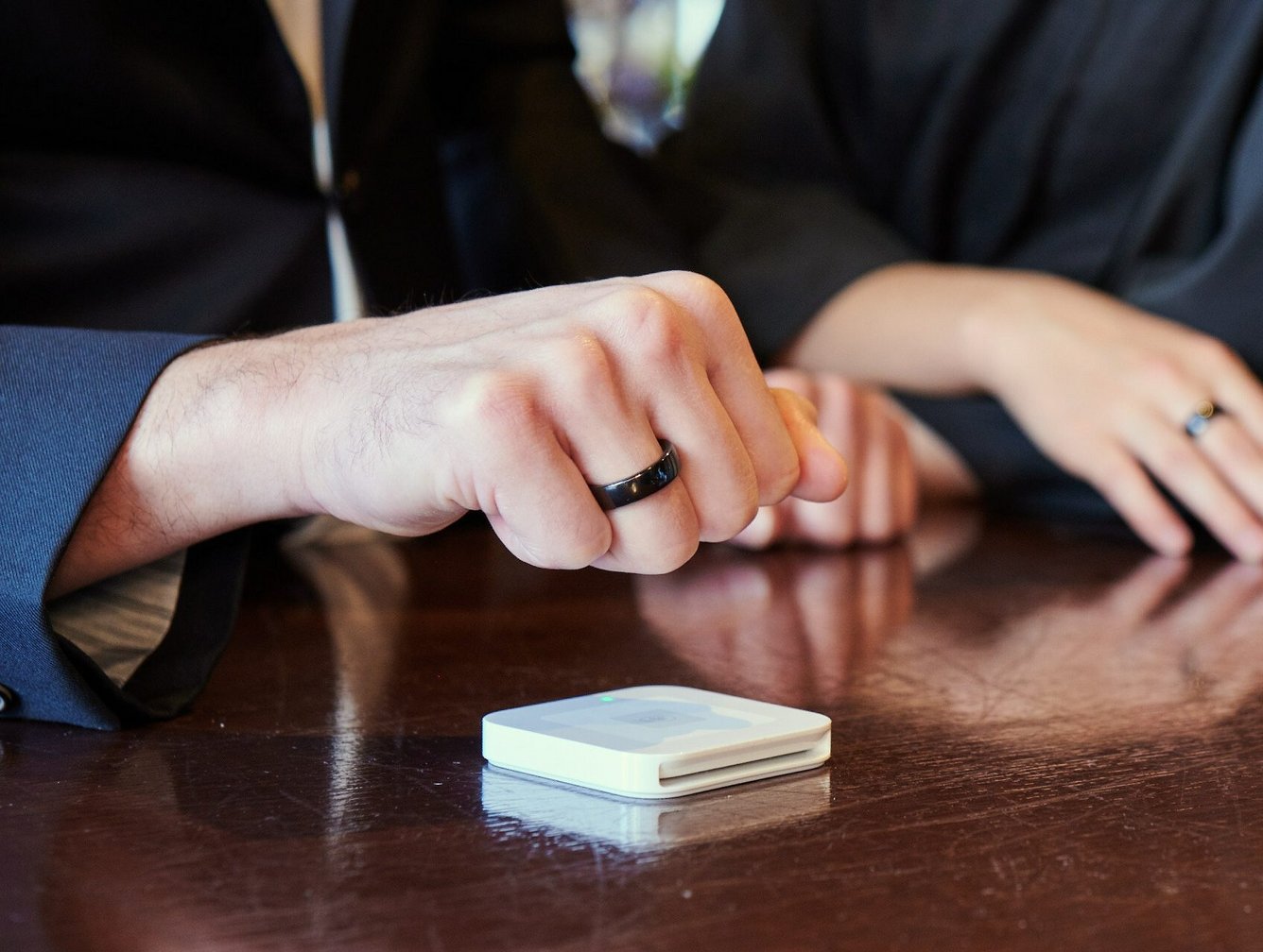 McLear smart ring lets you pay your way and never needs charging - Wareable