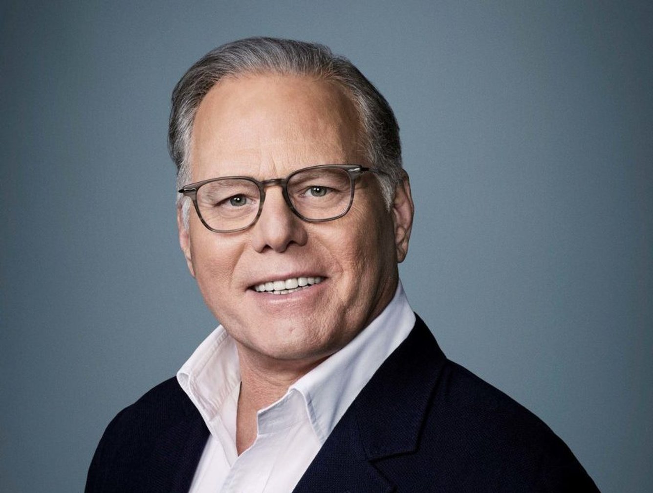 🟥 (Market Recap)"Paramount Sfida Netflix con un'Offerta da 108,4 Miliardi per Warner Bros"