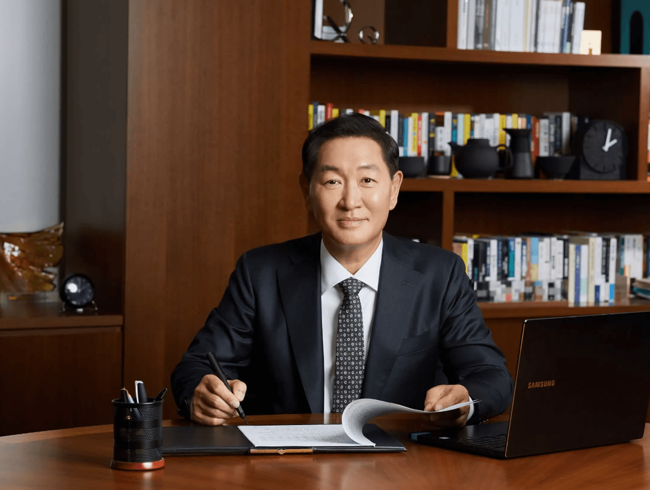 How Han-Jong Hee Drove Smarter Manufacturing at Samsung