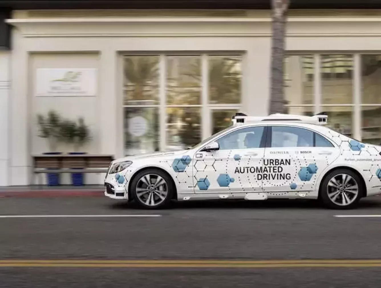 Mercedes Benz and Bosch launch robotaxi pilot project