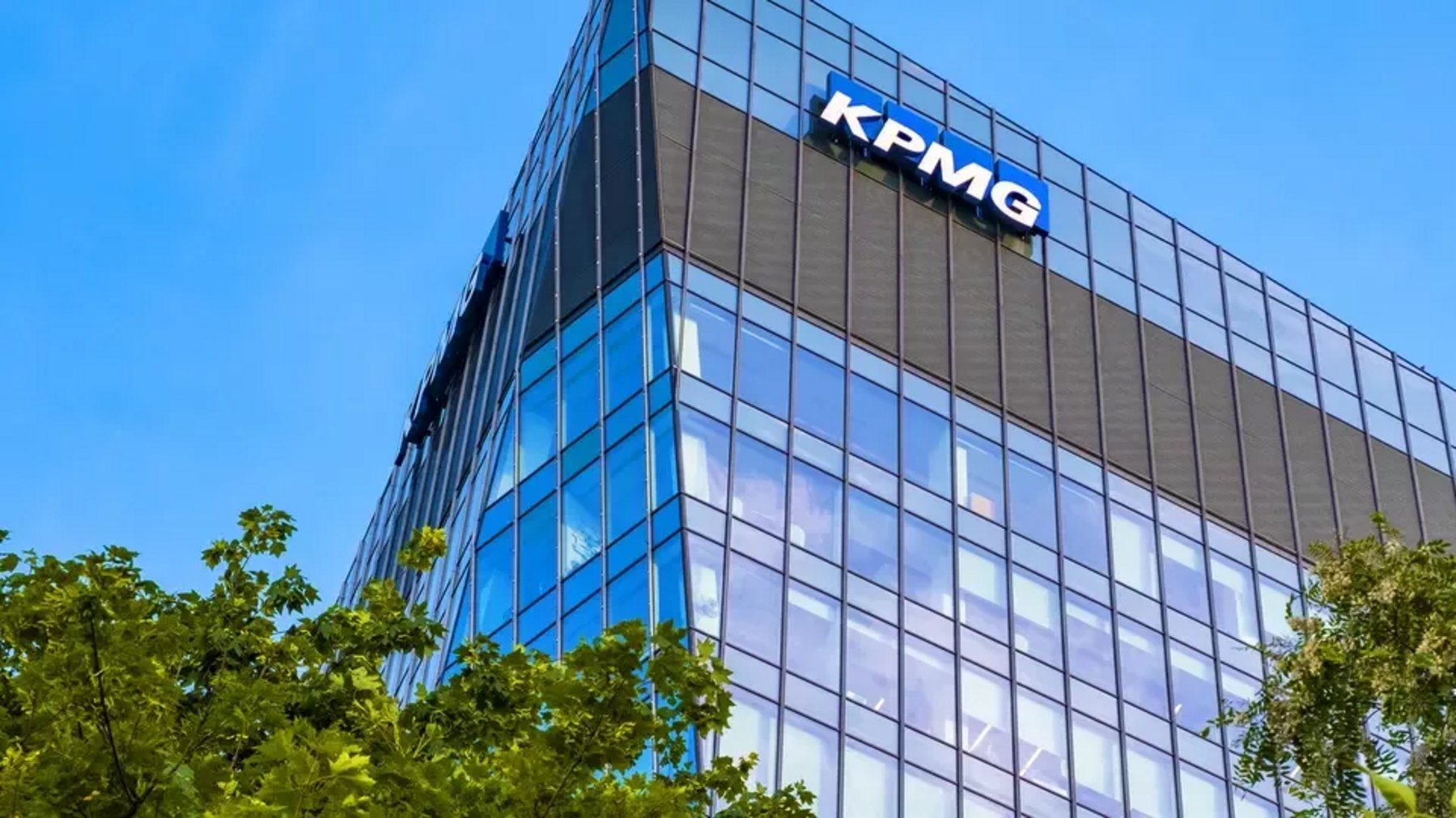 KPMG: Unlocking the Value of AI in Industrial Manufacturing ...