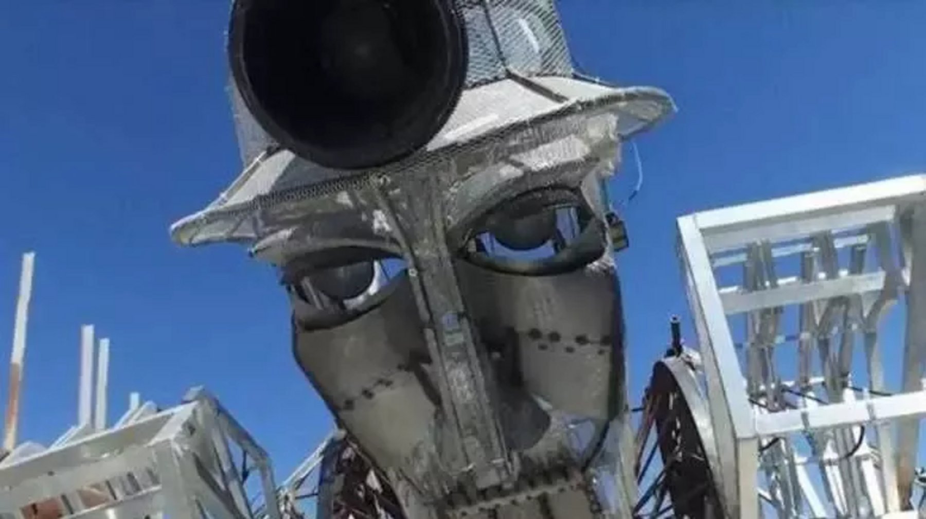 Behold the 39 ft tall mechanical miner MEchanical puppet unveiled to