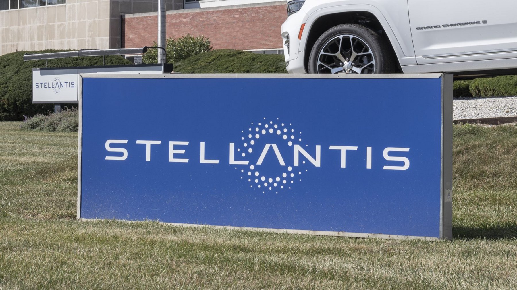 Kyndryl driving Stellantis’ IT infrastructure transformation - CNN ...