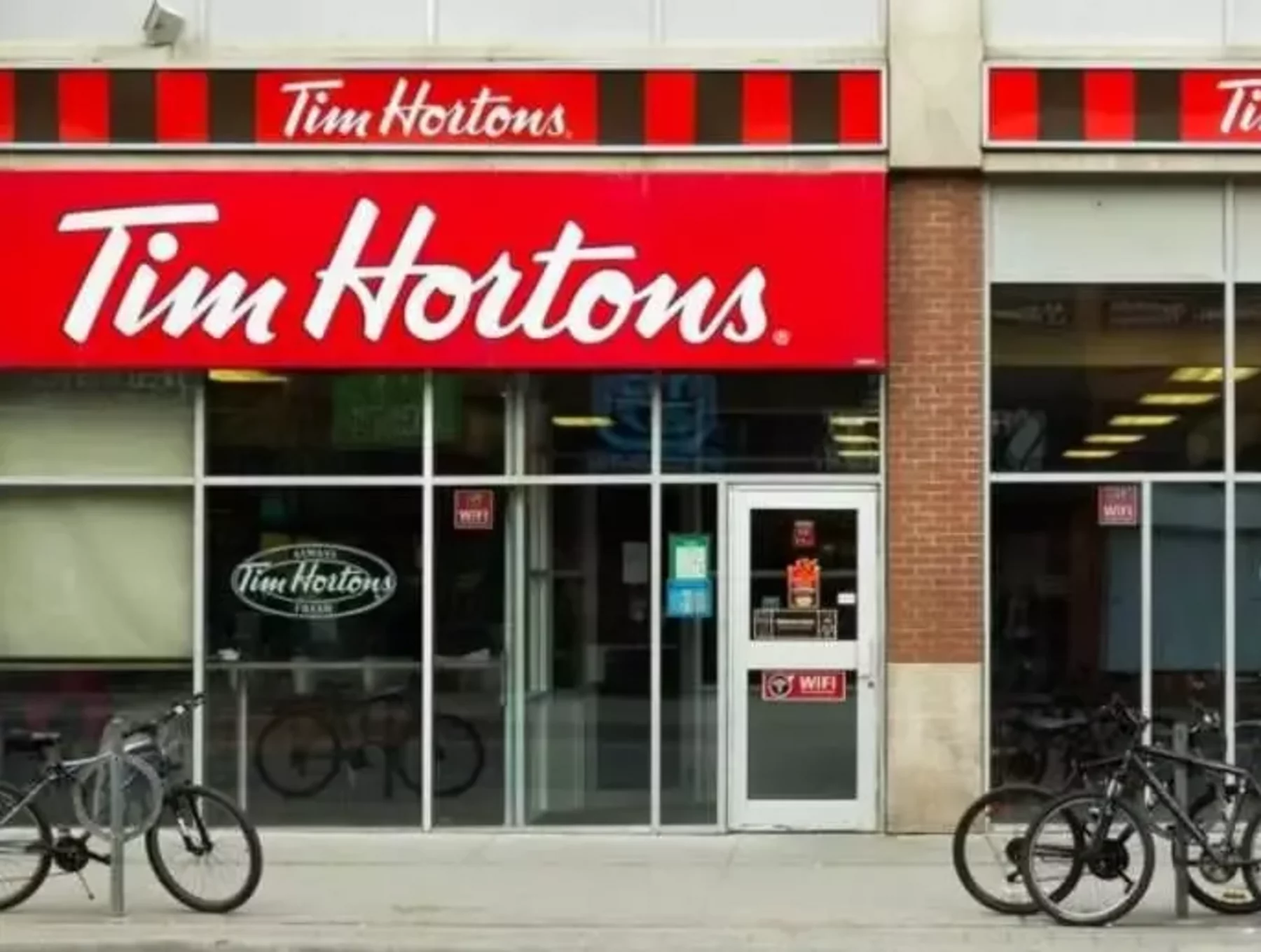 US vs UK Tim Hortons, Food Wars