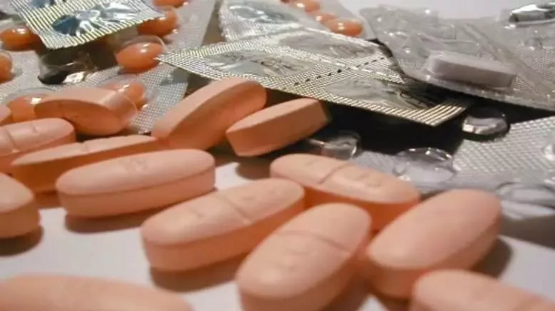 Study says taking multivitamin pill may lessen risk of developing