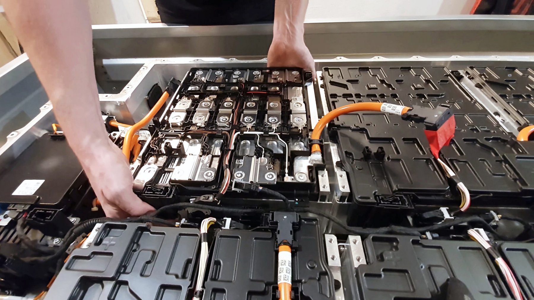 Top 10 Electric Car Battery Manufacturers