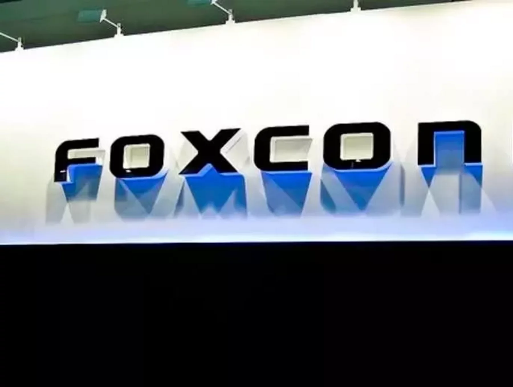 One million Foxconn robots outsource human work | Supply Chain