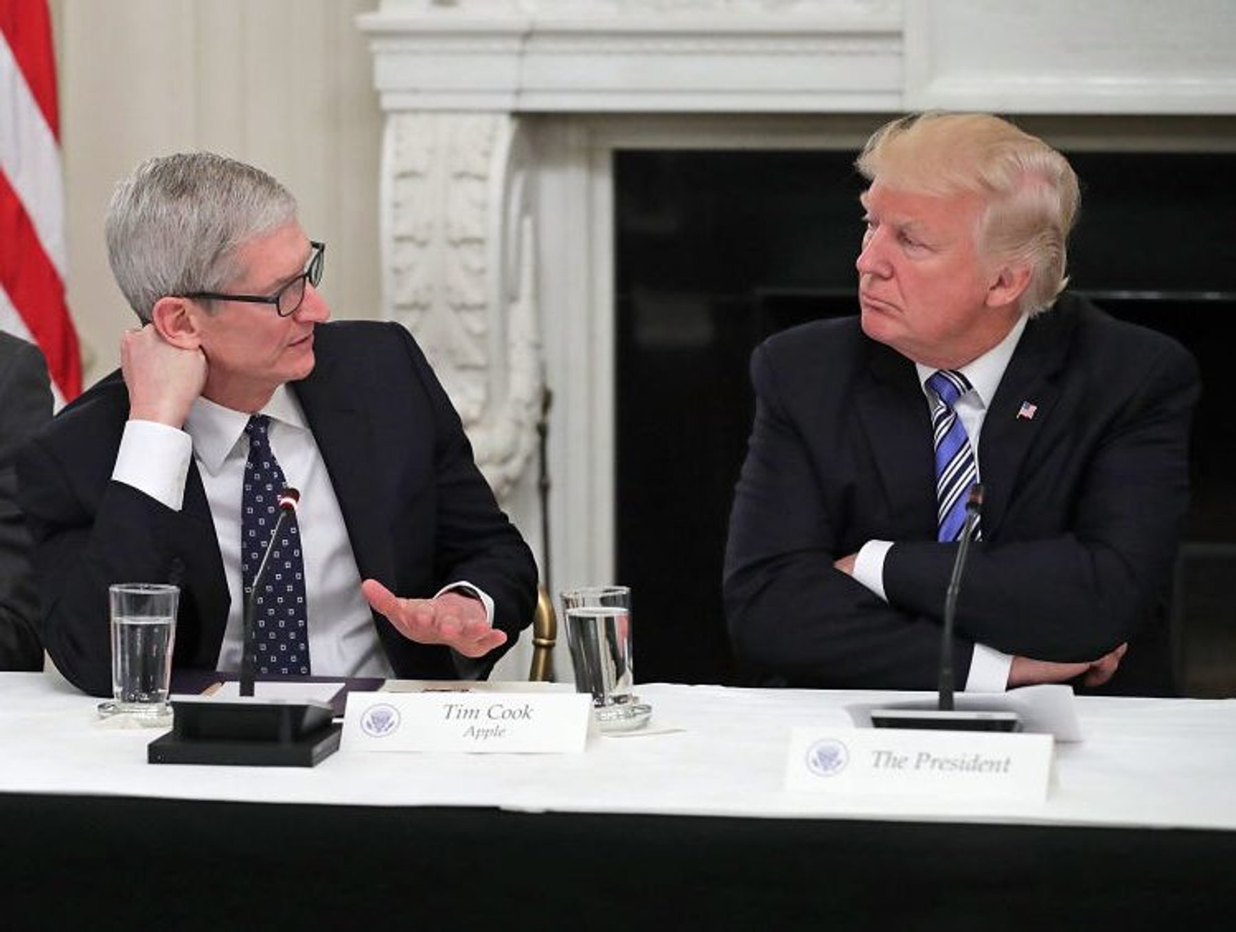 Trump VS Cook (bizclikmedia.net)