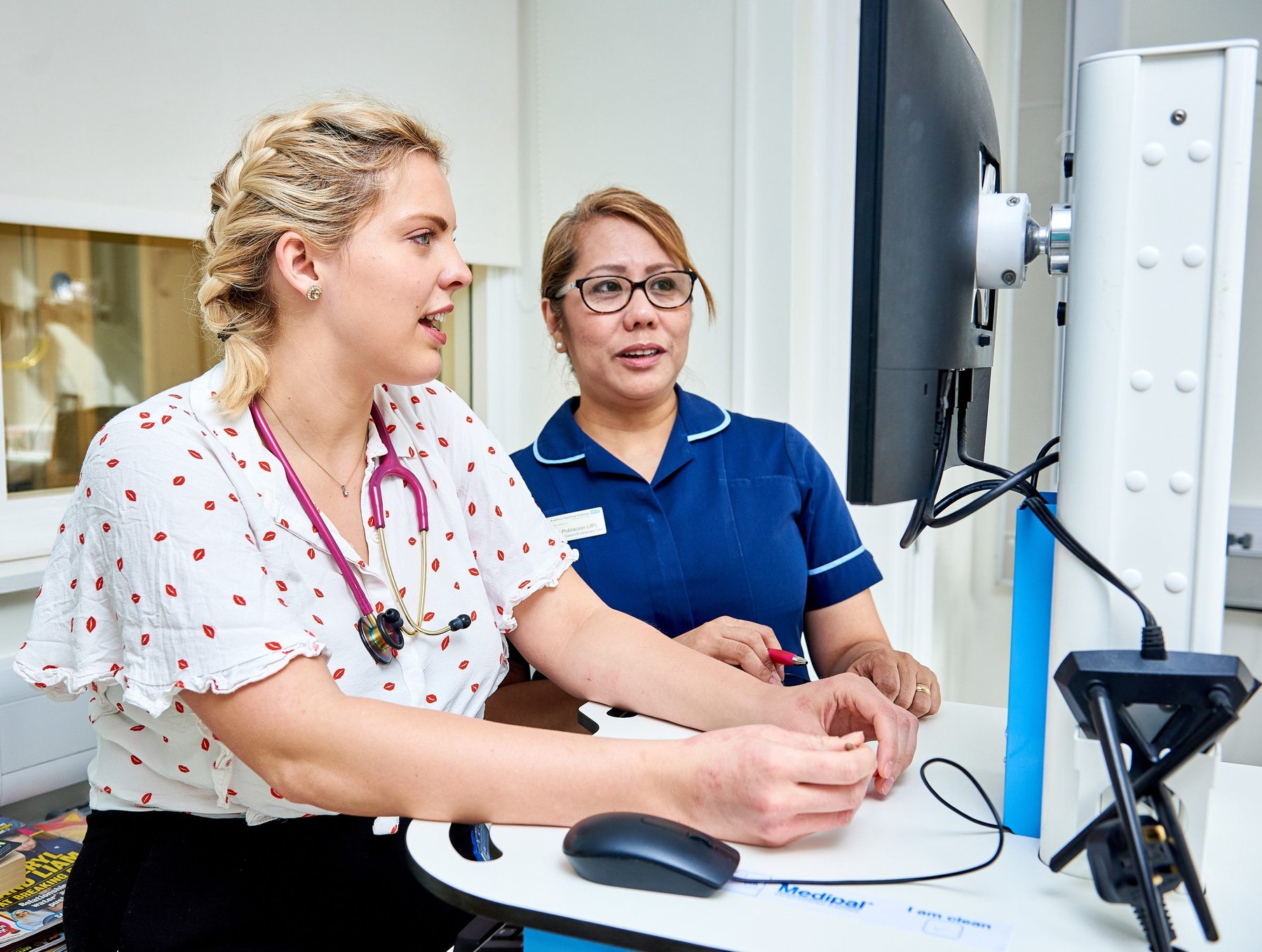 How Microsoft Copilot Helps 505,000 NHS Employees Capacity | HR Chief