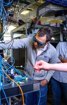 Google: The Dual Path Race to Commercial Quantum Computing | AI Magazine