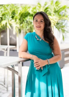 Cyre Mercedes Quinones: iMasonsCyr CEO on the Digital Future