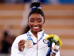 Simone Biles to release confidence-boosting activewear