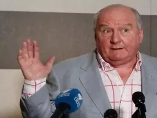 Alan Jones&#039; Show to Continue Without Ads