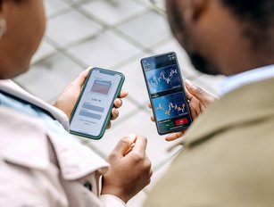 People 'doubling down' on fintech use, Plaid survey claims