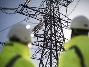 National Grid to report higher profits in UK business