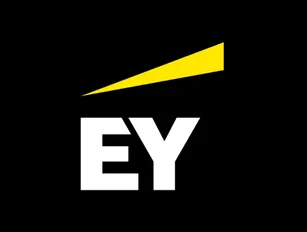 EY: How CIOs Can Build Gen AI at Scale While Managing Risk