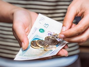 Almost 50% of UK’s SMBs say cash is essential, report says