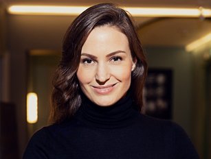 Lena Hackelöer, CEO & founder of Brite Payment talks fintech