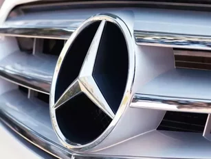 China boosts record sales for Mercedes-Benz