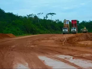 Governor Ugwuanyi inaugurates rural road constructions