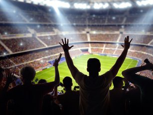  Manchester United, Extreme Networks enhance fan experience