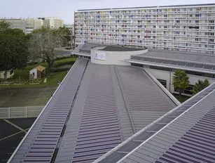 French school receives the world’s largest adhesive solar film
