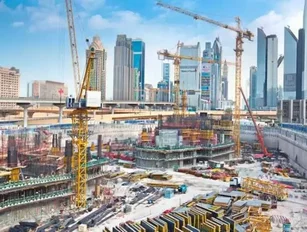Why is Dubai constructing over 70,000 hotel rooms?