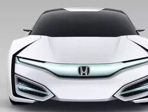 Toyota and Honda introduce fuel-cell vehicles at the LA Auto Show