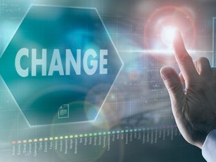 SIX transformative trends that will shape fintech in 2023