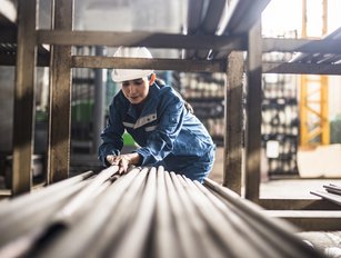 Embracing digitalised learning in manufacturing