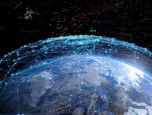 Intelsat, OneWeb bring multi-orbit connectivity to airlines