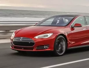 [VIDEO] Is Australia ready for Tesla's new Summon feature?