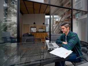 How to find the best freelancer payments platform