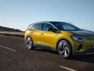 Volkswagen backs electric vehicles with 6 battery factories
