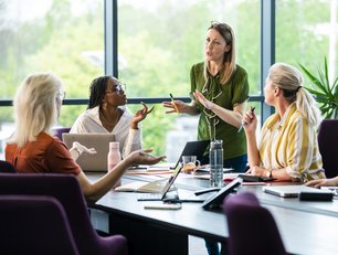 Women make up almost 40% of board seats on FTSE 100 firms