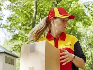 DHL Group accelerates its roadmap to decarbonisation